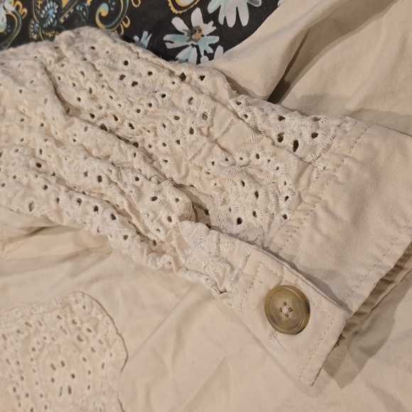 ❤️10/$16 Maurice's Eyelette blazer Button Jacket Shirt - Picture 3 of 4